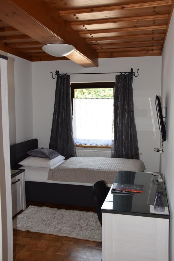 Landgasthof Steinmuehl Hofbauer Fruehstueckspension Und Campingplatz Waidhofen an der Ybbs Exteriör bild